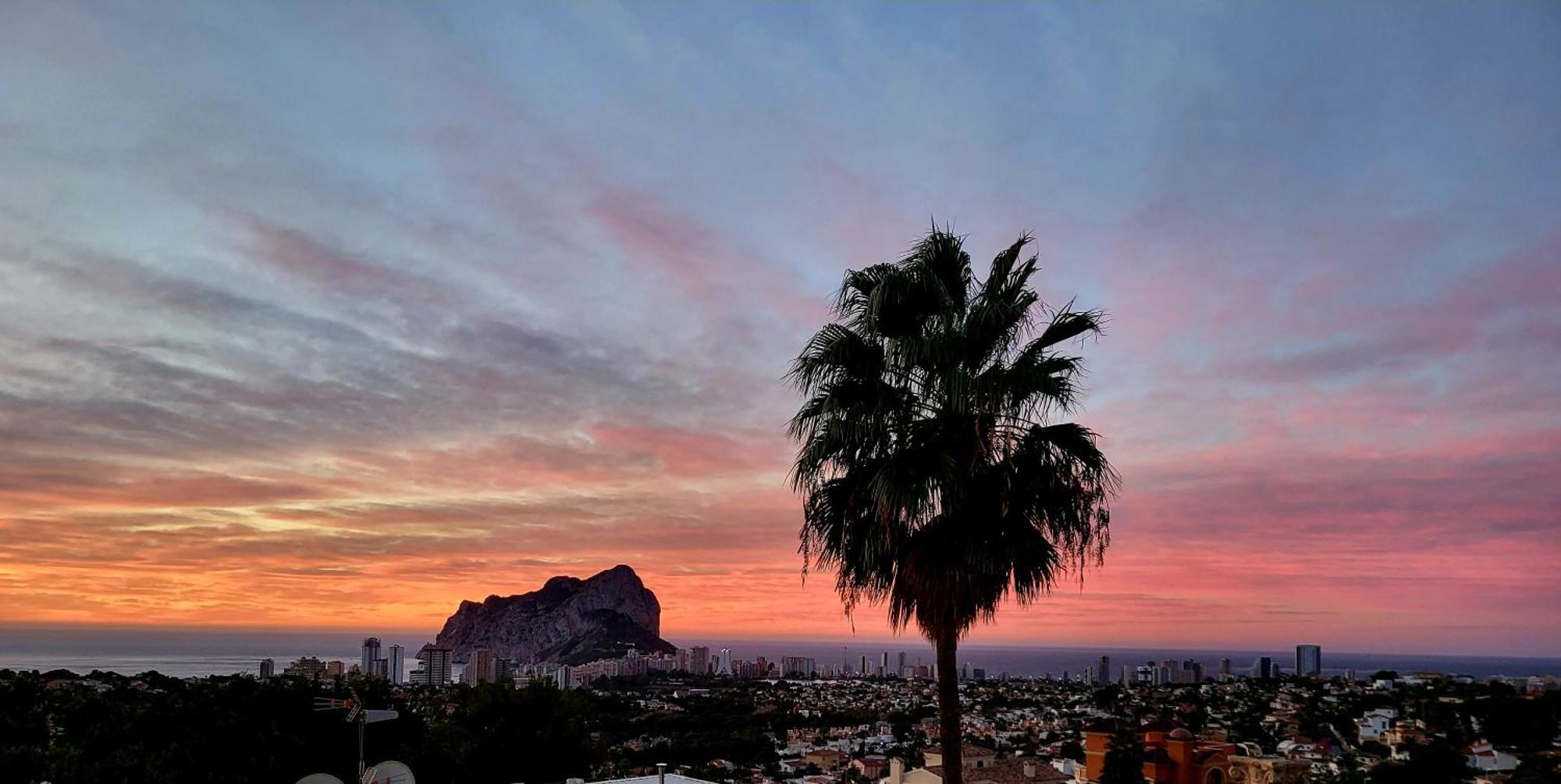 Casa Sunrise - Costa Blanca House With Rooftop, Swimming Pools And Panoramic Sea And Calpe Views Εξωτερικό φωτογραφία
