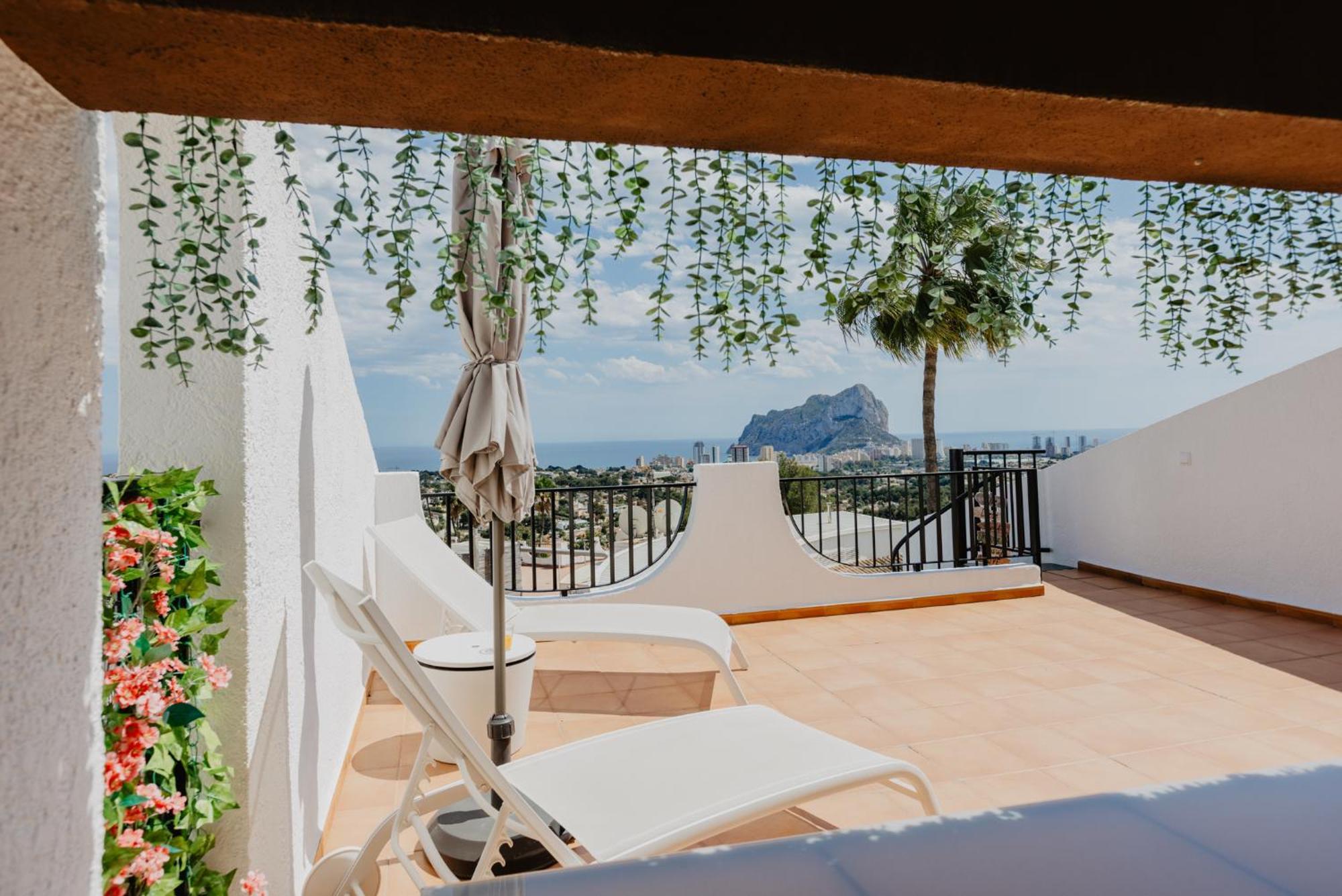 Casa Sunrise - Costa Blanca House With Rooftop, Swimming Pools And Panoramic Sea And Calpe Views Εξωτερικό φωτογραφία