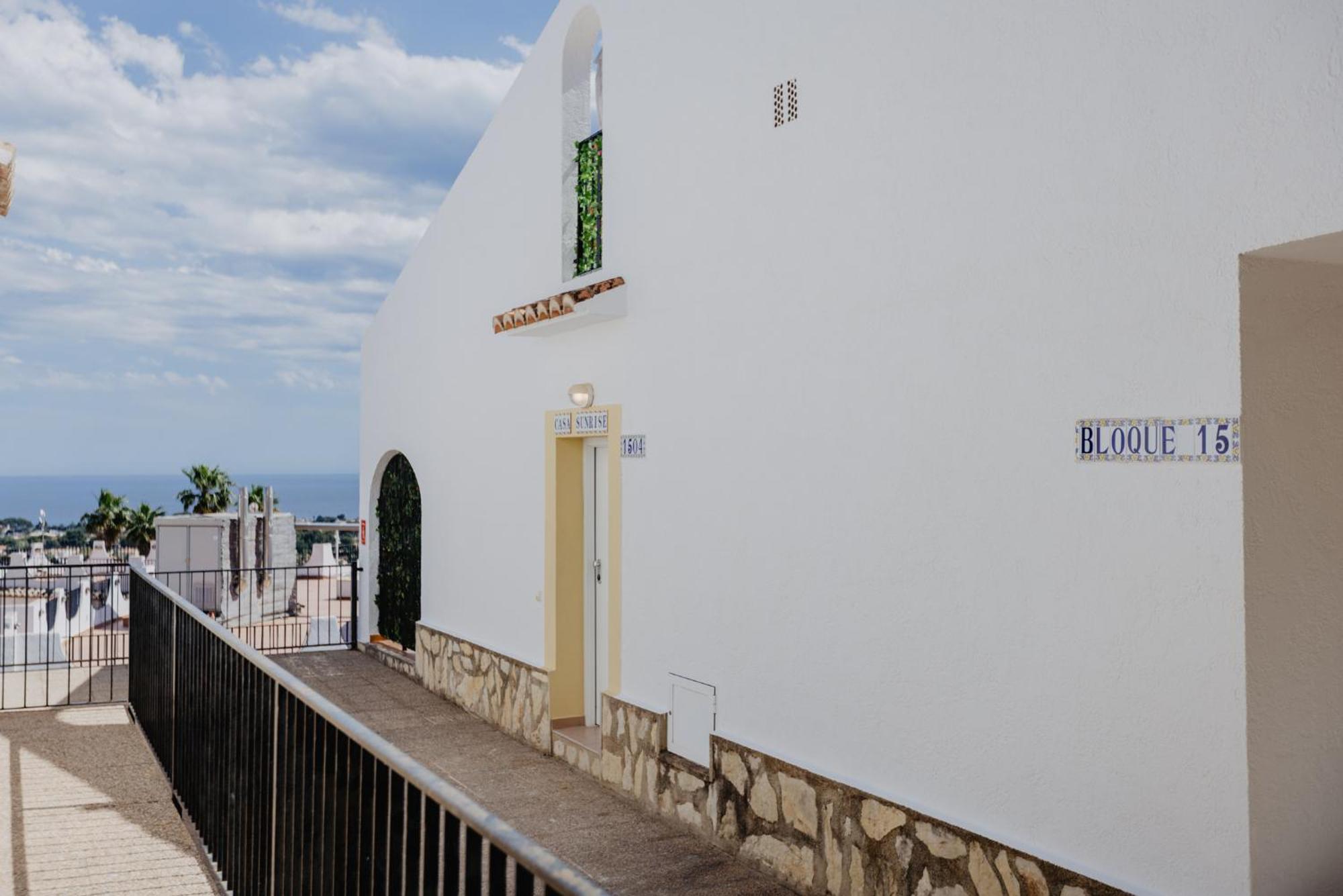 Casa Sunrise - Costa Blanca House With Rooftop, Swimming Pools And Panoramic Sea And Calpe Views Εξωτερικό φωτογραφία